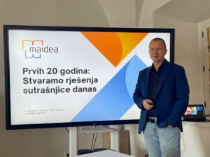 09 Press conf slika1