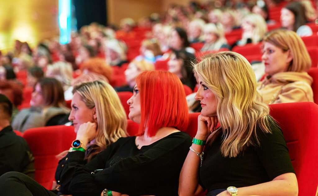 Hairstyle News Festival - najnoviji frizerski trendovi i inovacije 4 Hairstyle News Festival - najnoviji frizerski trendovi i inovacije