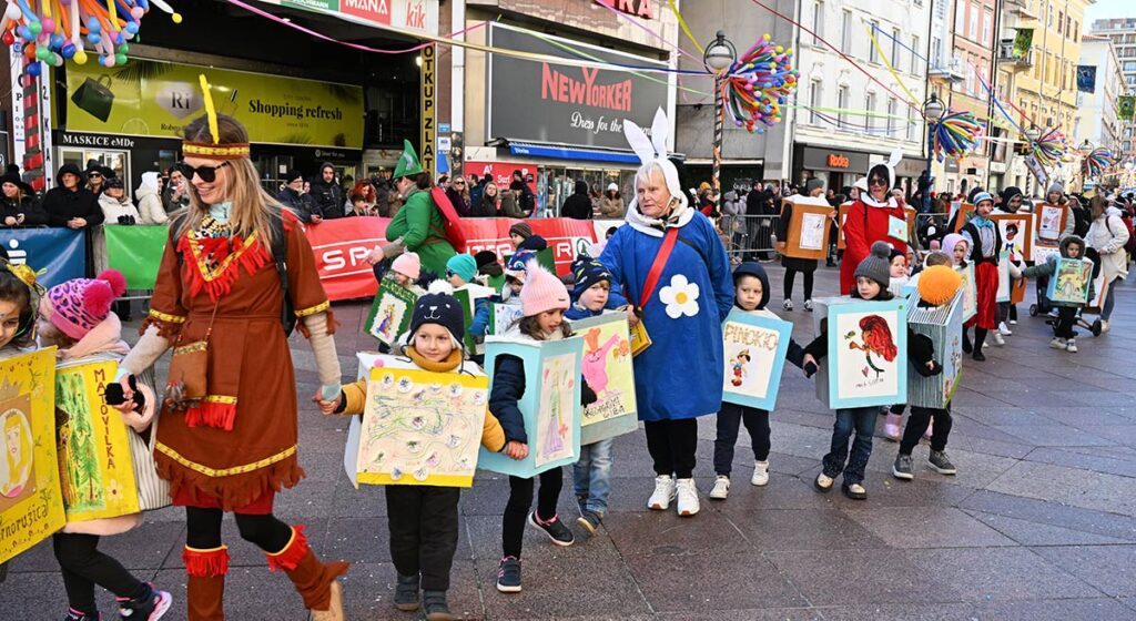 Dječja karnevalska povorka okupirala riječki Korzo