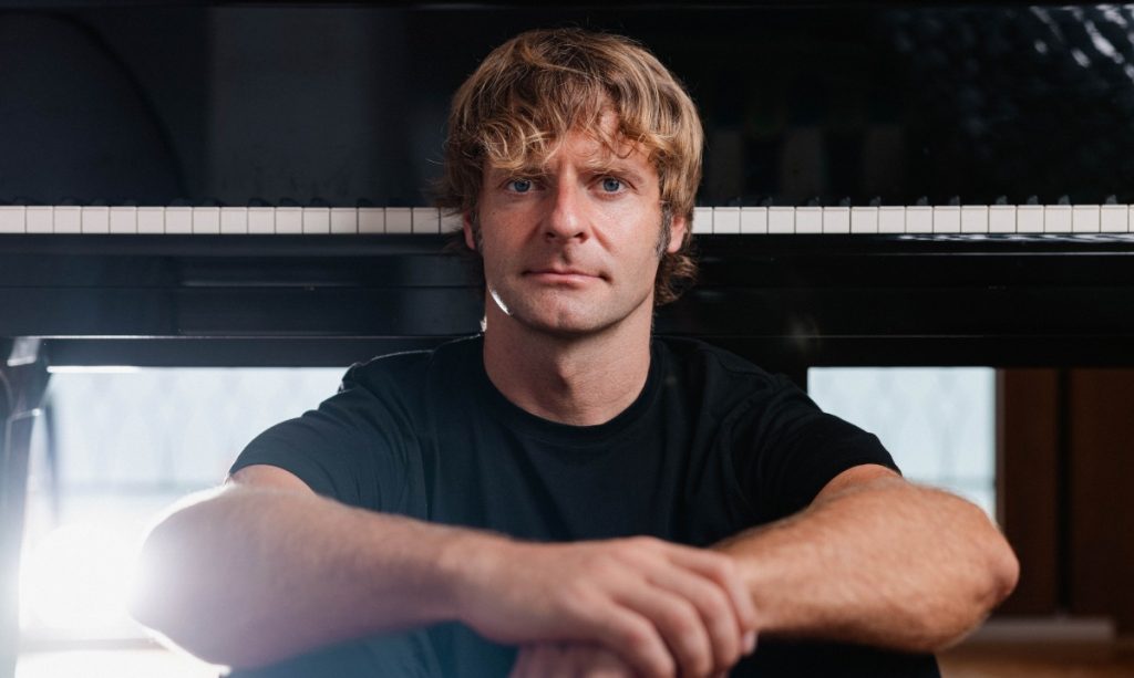 Zvjezdan Ružić 14. kolovoza na Ljetnoj pozornici u Opatiji 2 Zvjezdan Ružić 14. kolovoza na Ljetnoj pozornici u Opatiji