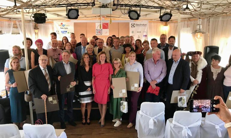 Gastro 7 Jubilarno 30. izdanje knjige “100 vodećih hrvatskih restorana”