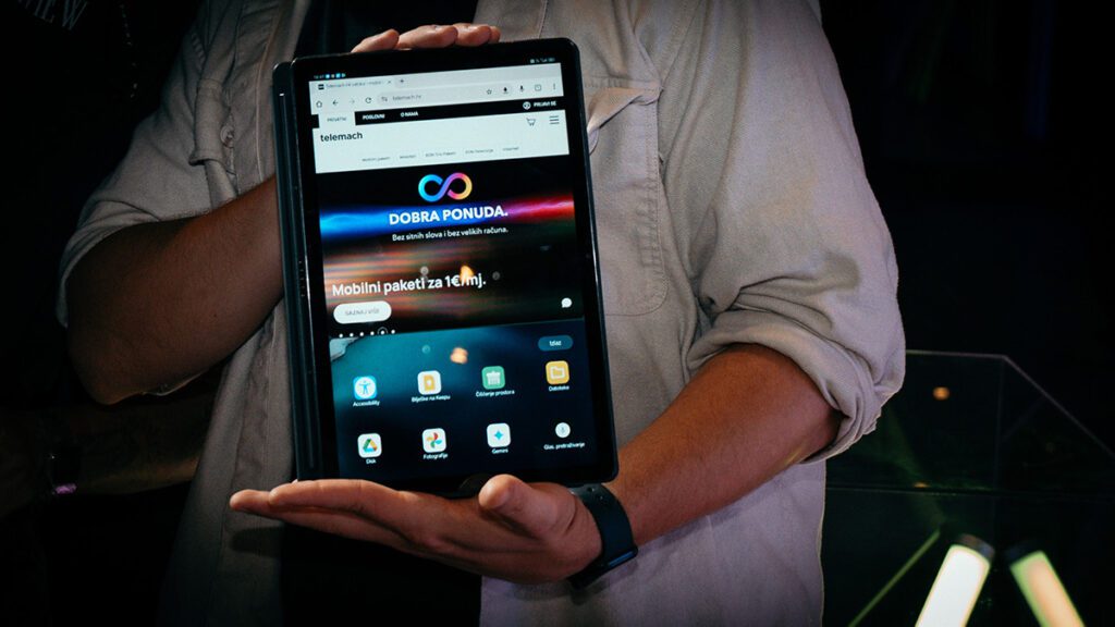 Pet razloga zašto je tablet s tipkovnicom dobra ideja u 2025. godini 3 Pet razloga zašto je tablet s tipkovnicom dobra ideja u 2025. godini