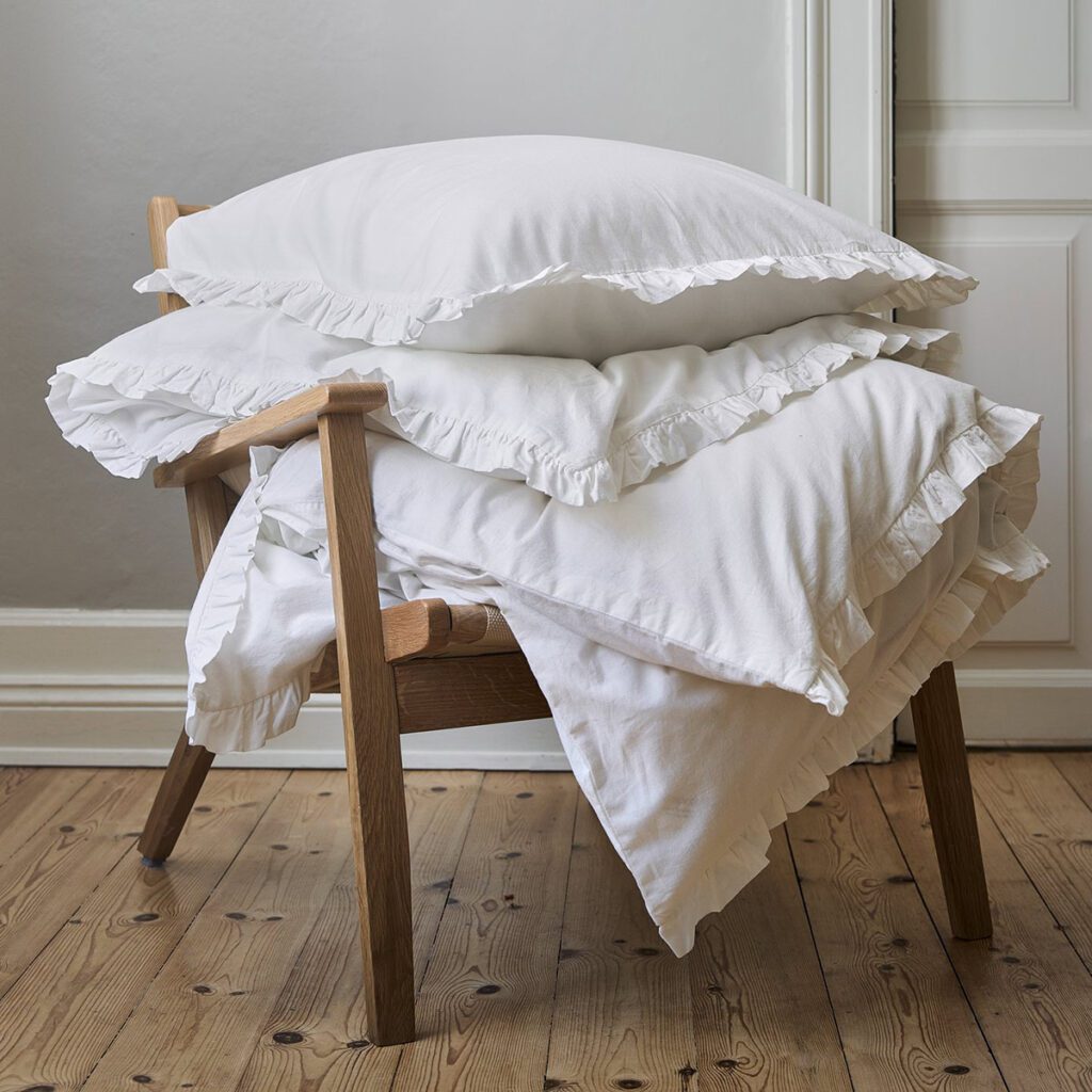 Cloud Dancer – nježna nijansa u fokusu trendova 2026.